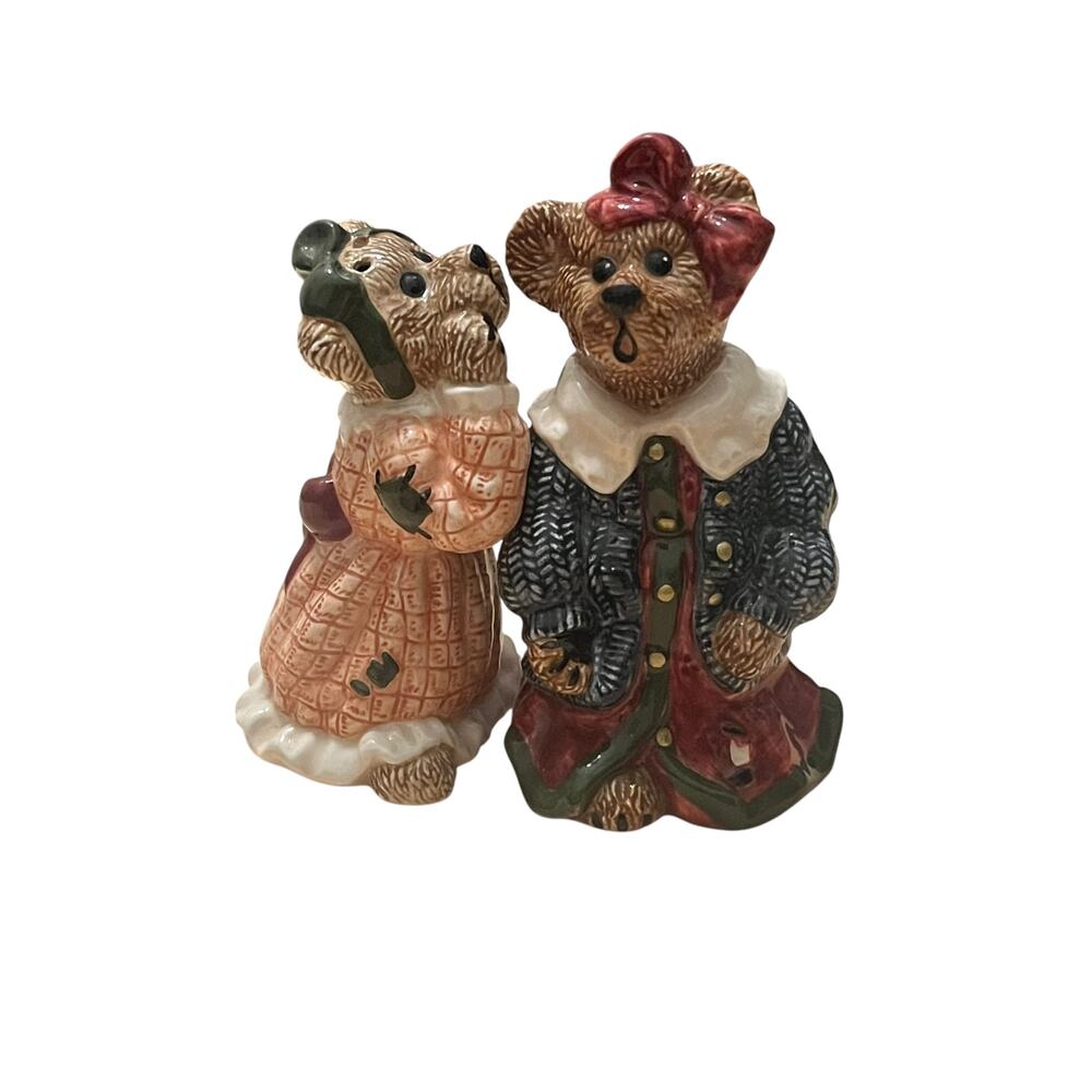 Boyds Bears Louella & Hedda The Secret Salt Pepper Shakers